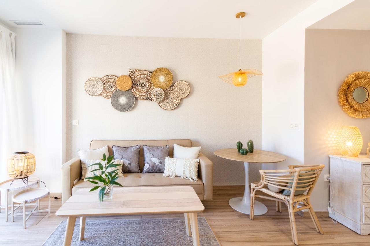Huelin Suites Малага Экстерьер фото