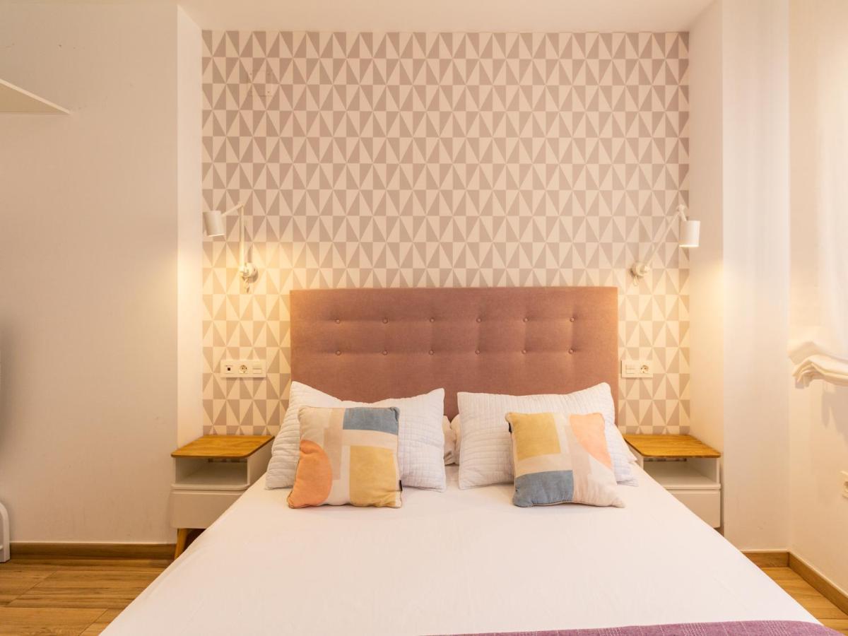 Huelin Suites Малага Экстерьер фото