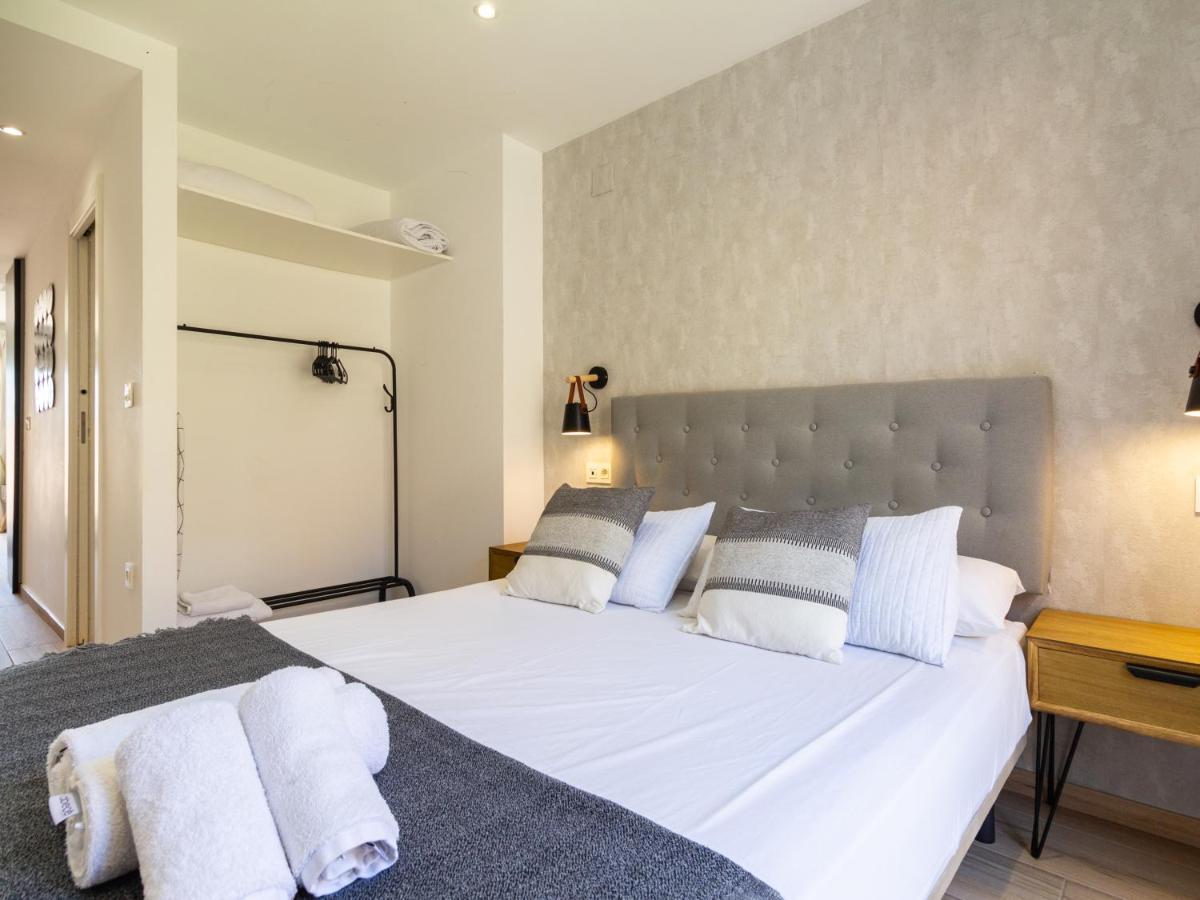 Huelin Suites Малага Экстерьер фото